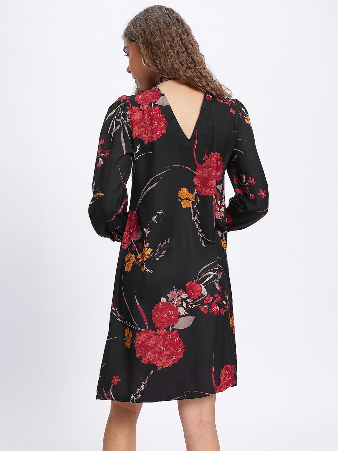 DressBerry Soft Blooms Printed Pleated Detail Shift Dress