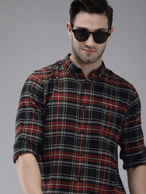 The Bear House Men Black & Red Slim Fit Tartan diperiksa Flanel Pure Cotton Shirt Shirt