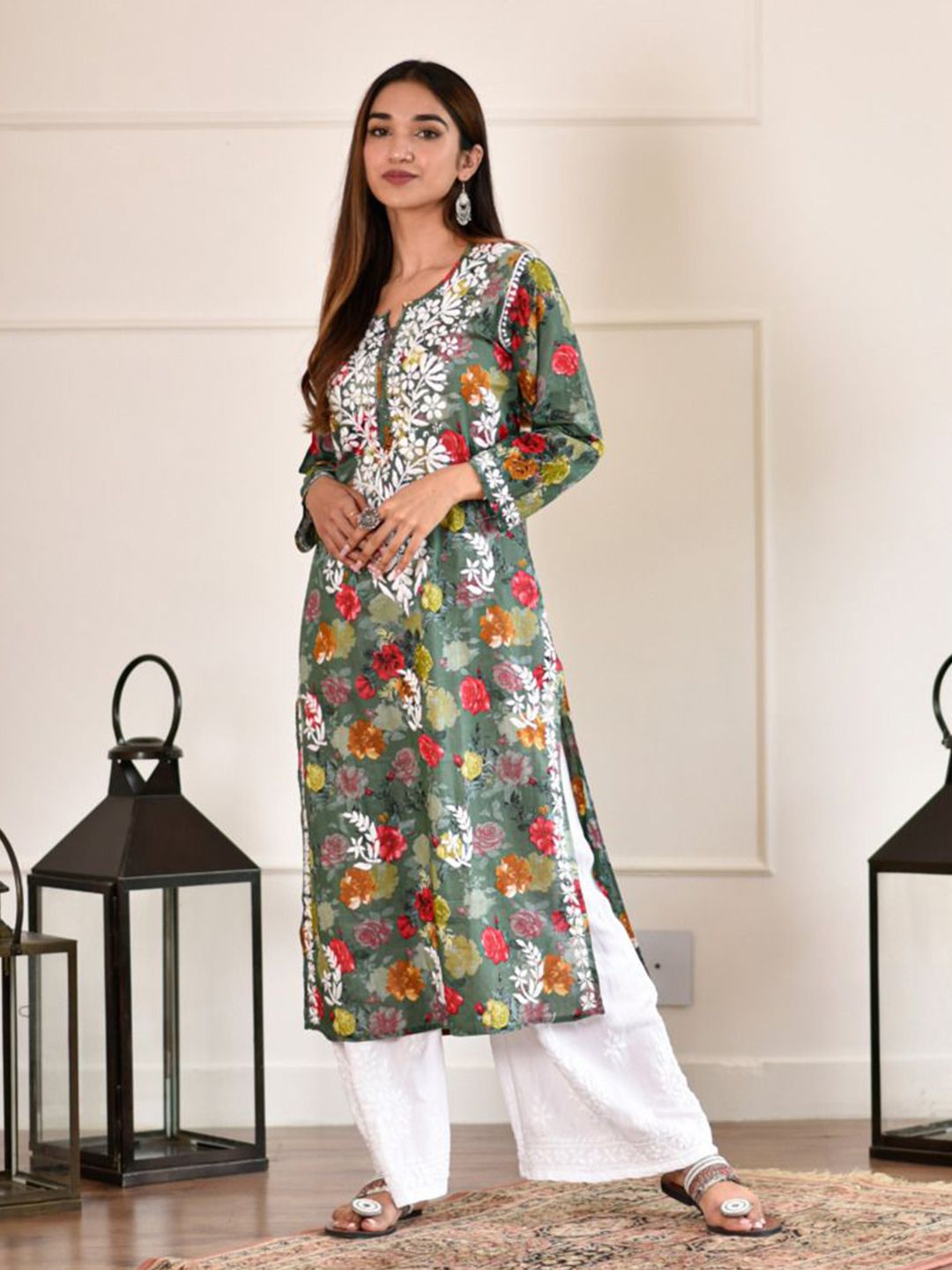 Rumah Wanita Chikankari Kurta Bersulam Mulmul Chikankari Hijau Tua