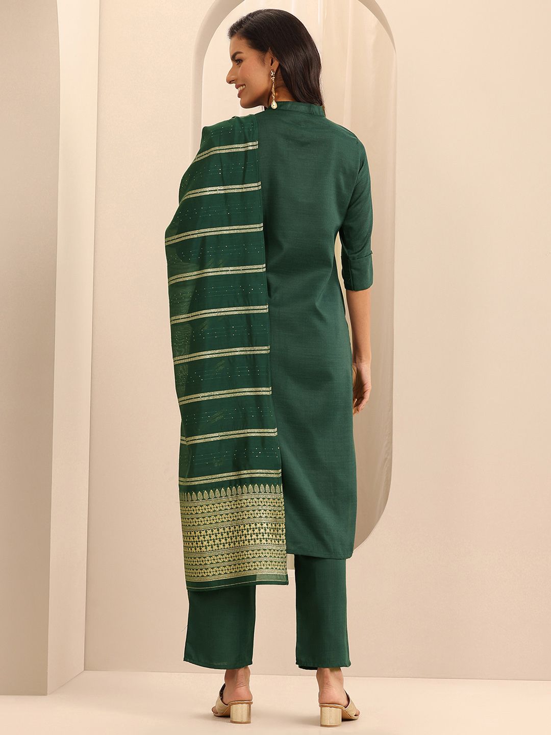 Libas Mandarin Collar Pleated Straight Kurta With Trousers & Dupatta