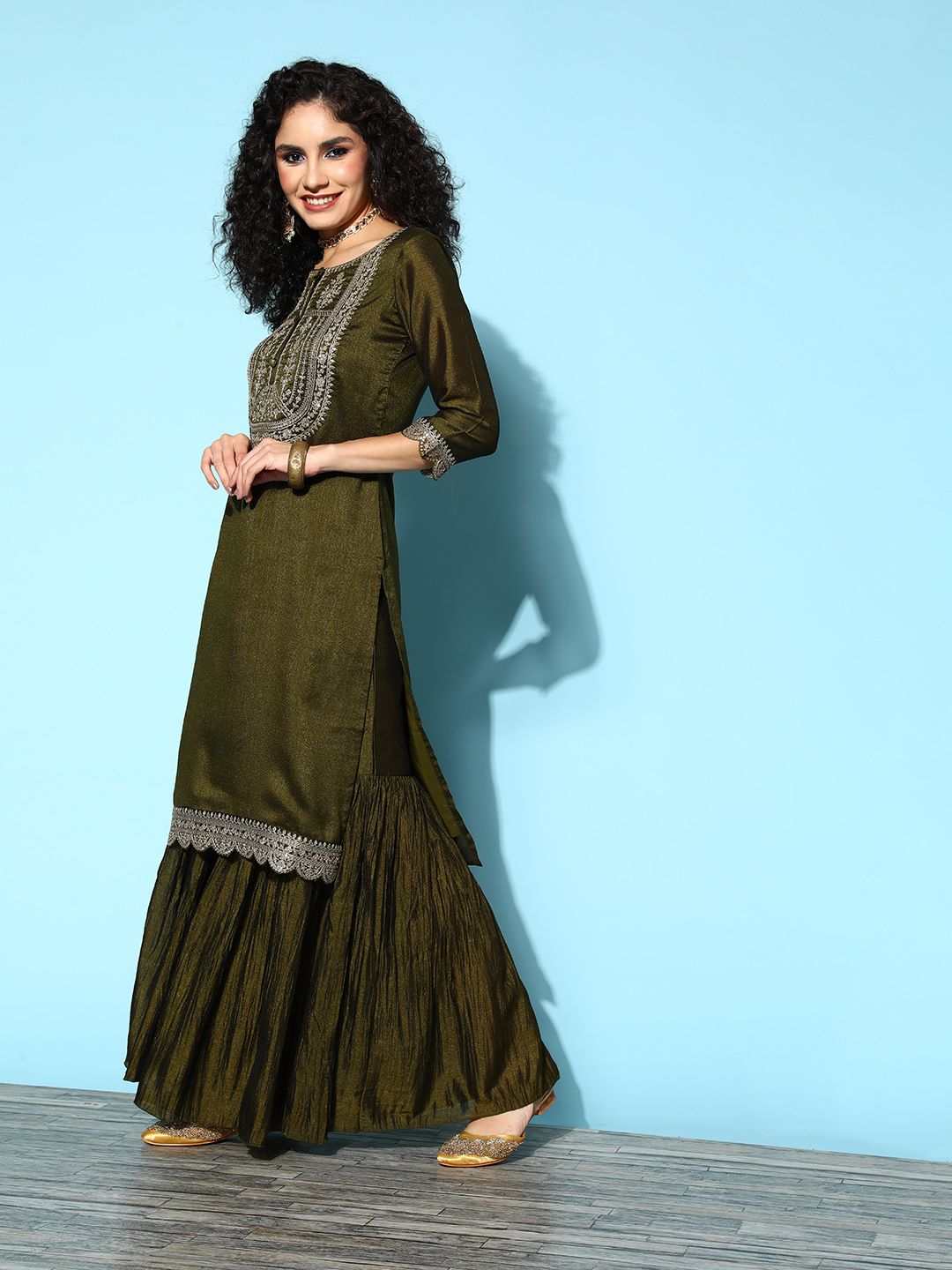 Libas Women Floral Silk Blend Hyper Texture Kurta Set