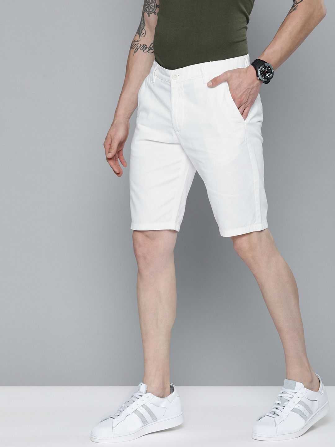 The Indian Garage Co Men White Slim Fit Cotton Chino Shorts