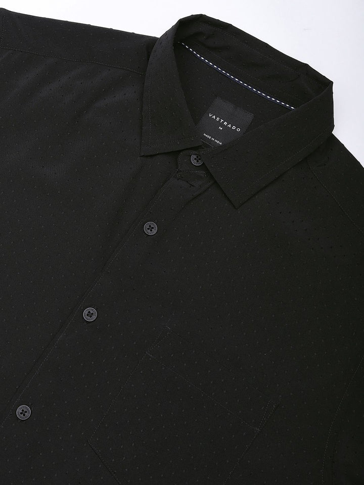 VASTRADO Men Classic Slim Fit Opaque Casual Shirt
