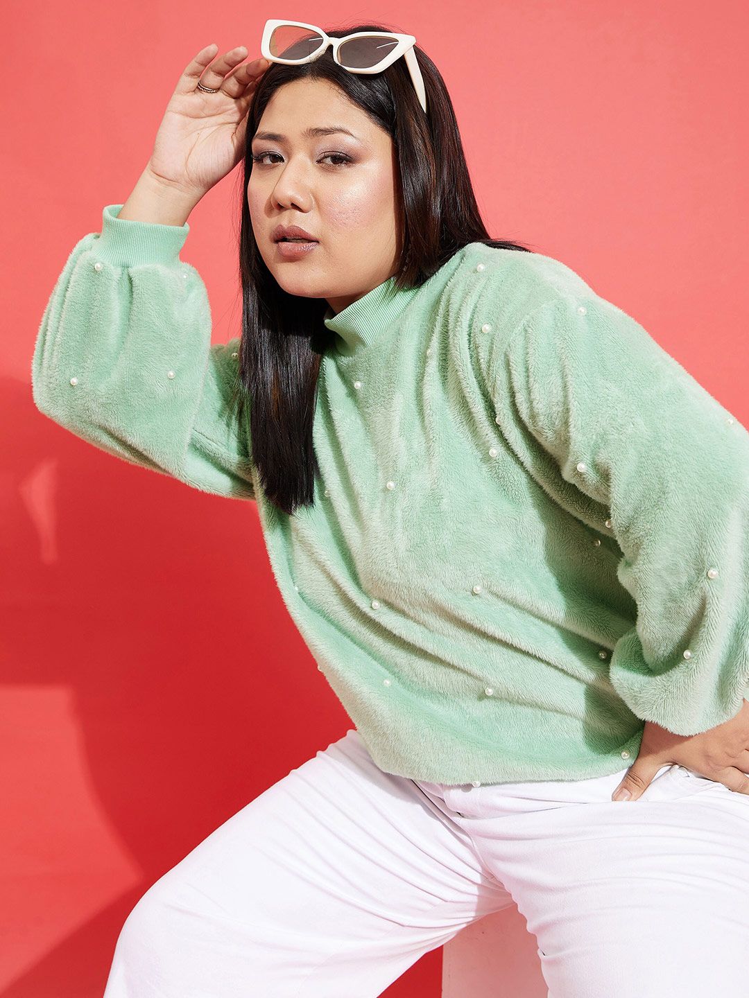 SASSAFRAS Curve Plus Size Embellished Sweatshirt