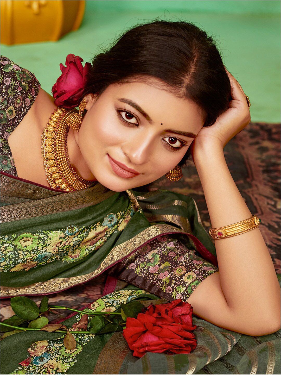 Saree mall Woven Design Zari Silk Sarees