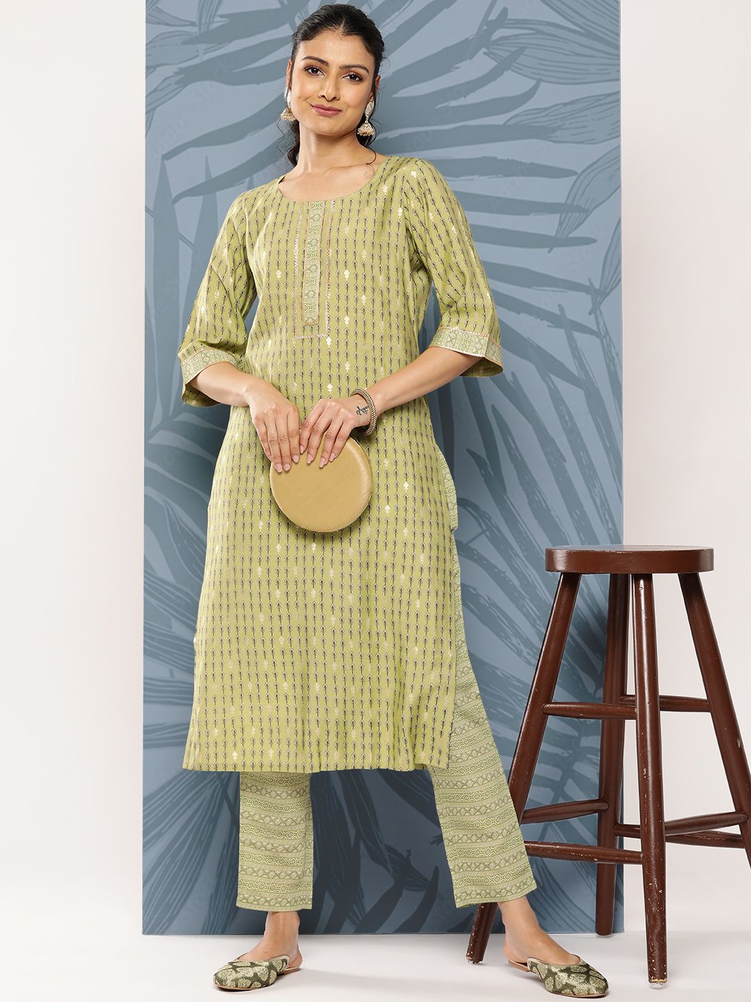 Libas Floral Printed Regular Kurta With Trousers