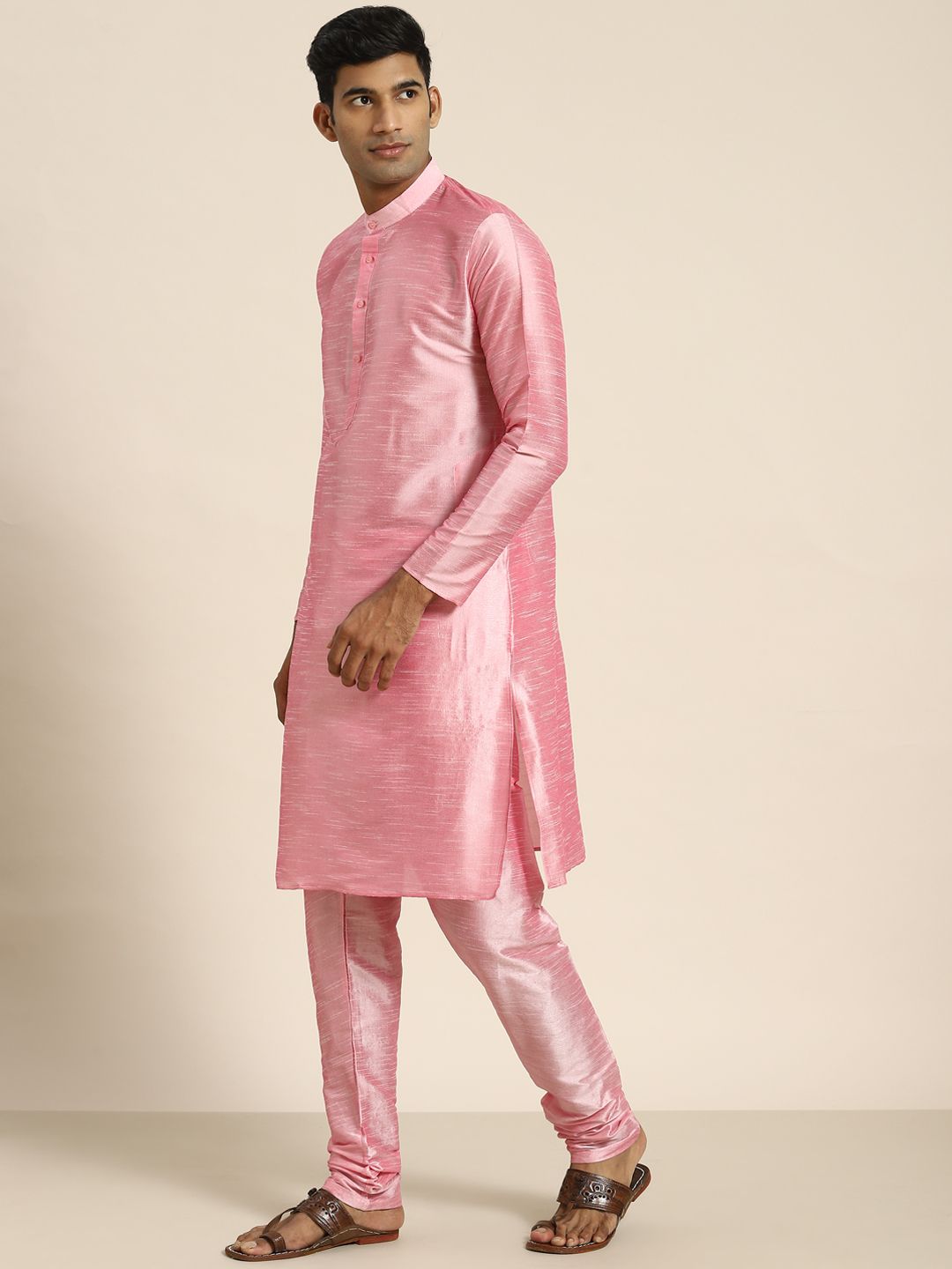 SOJANYA Men Pink Embroidered Kurta with Churidar