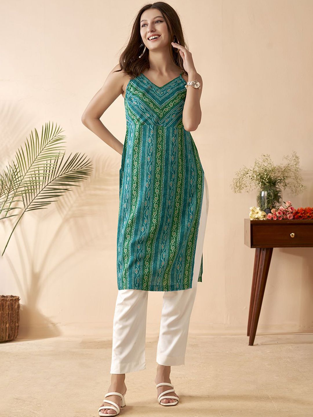 Anouk V Neck Sleeveless Bandhani Straight Kurta