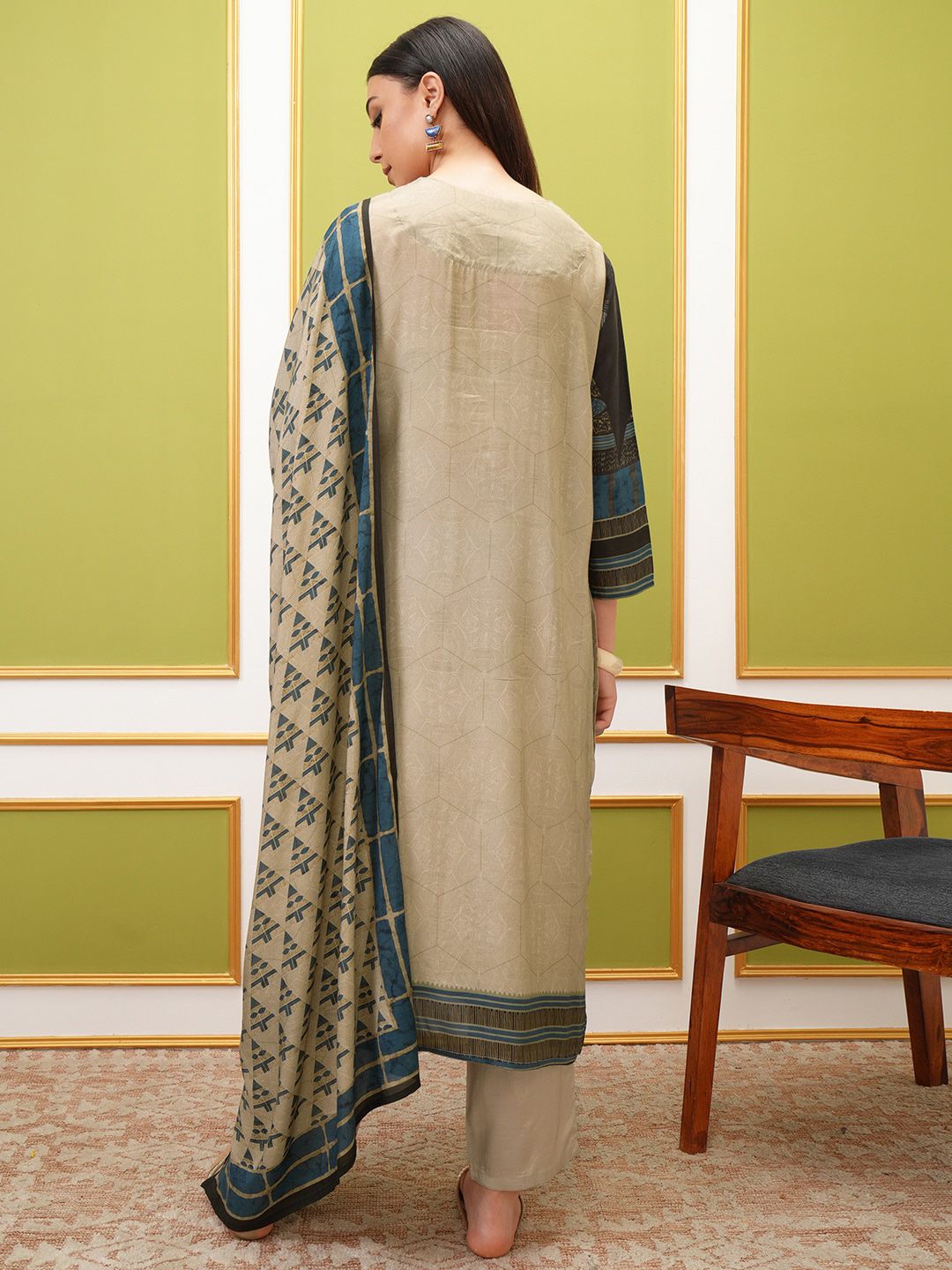 Vishudh Printed Regular Kurta with Trousers & With Dupatta
