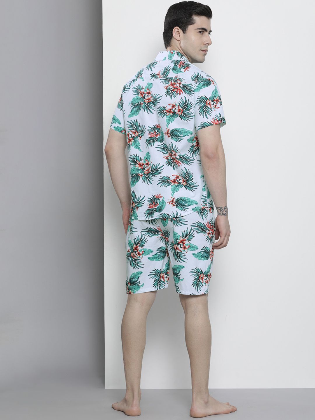 The Indian Garage Co Men Tropical Printed Pure Cotton Night suit