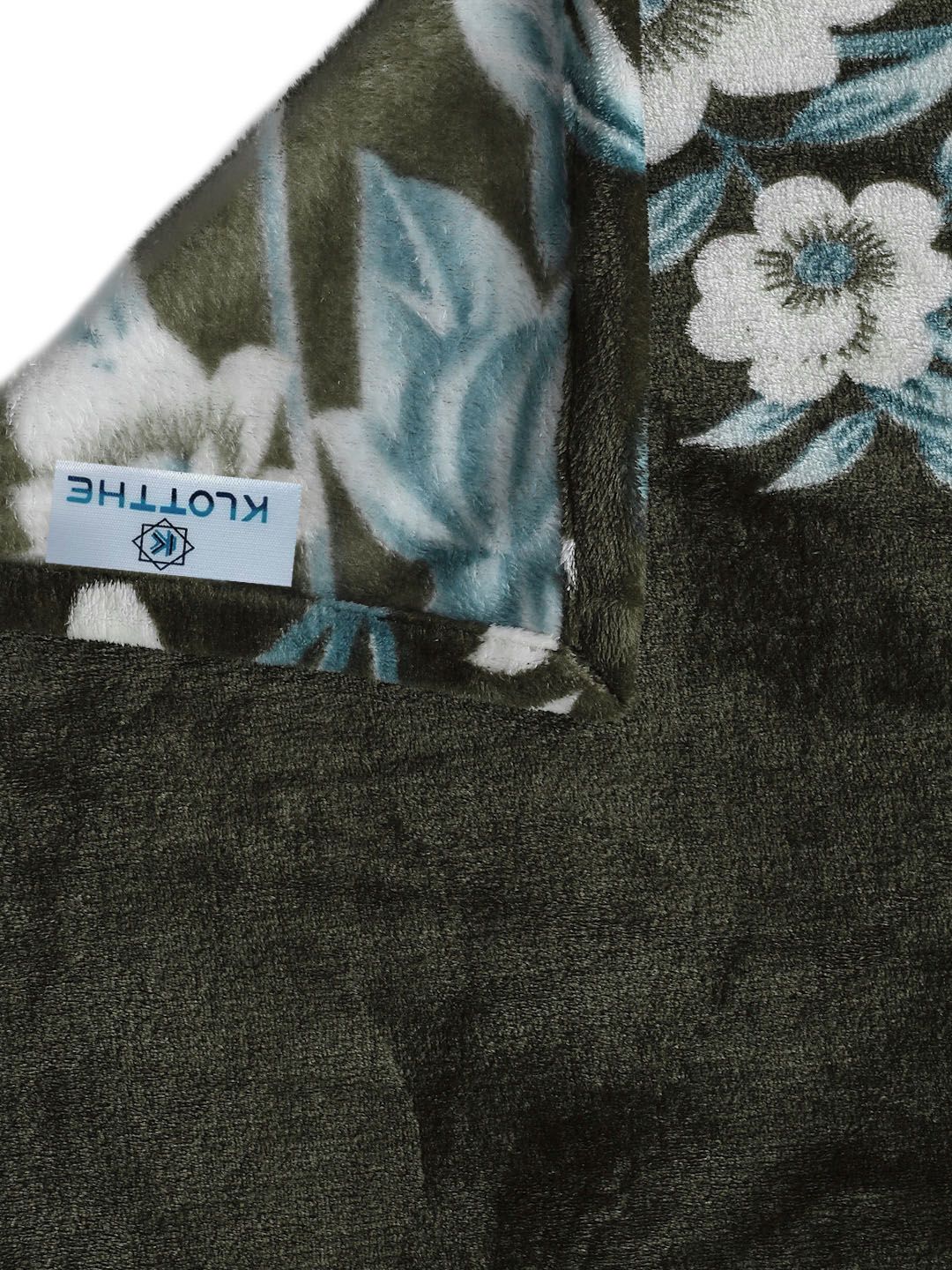 KLOTTHE Olive Floral Woolen 300 TC King Fine Bedsheet with 2 Pillow Covers-250X225 cm