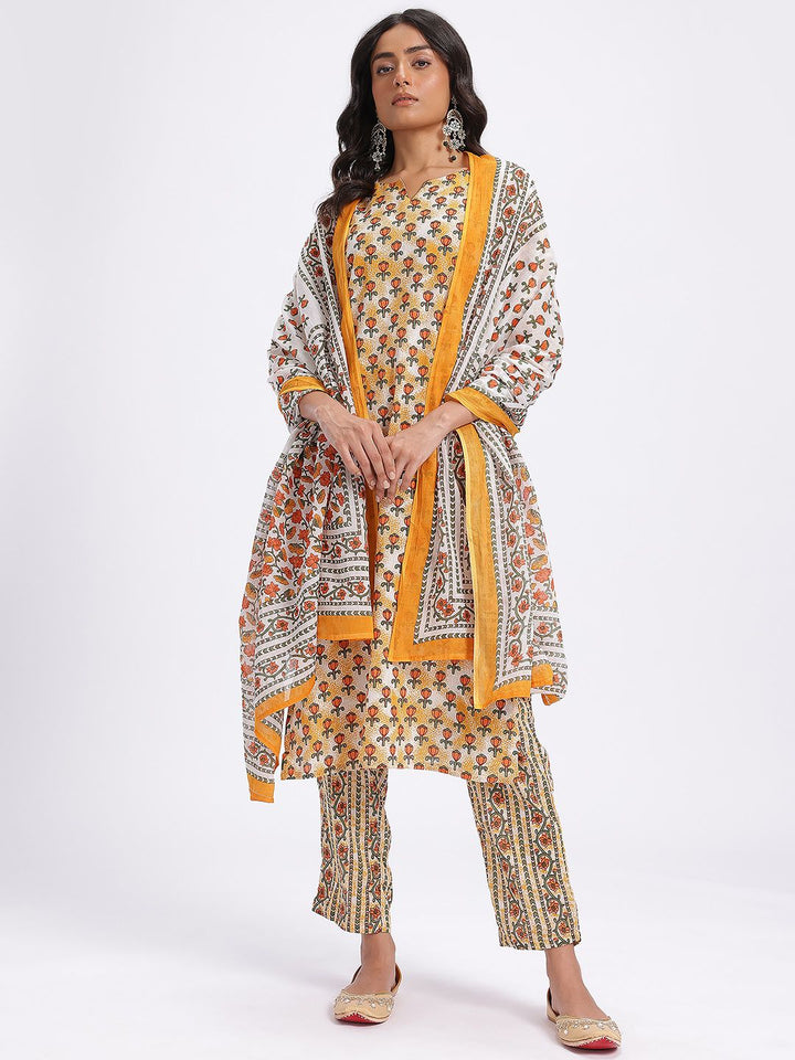 Anouk Women Floral Printed Regular Pure Cotton Kurta with Trousers & With Dupatta