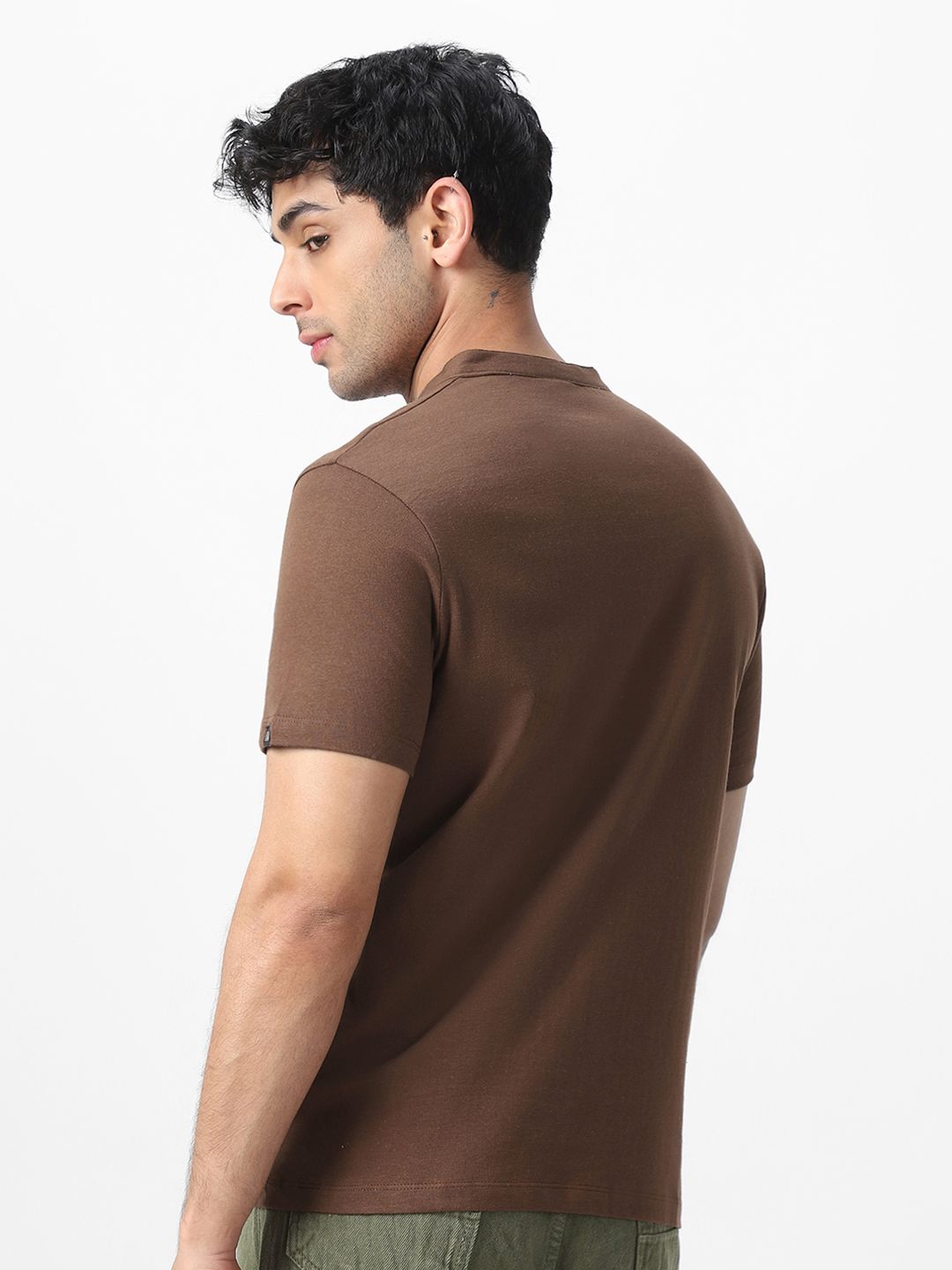 Urbano Fashion Men's Cocoa Brown Solid Mandarin Collar Slim Fit Half Sleeve Cotton T-Shirt
