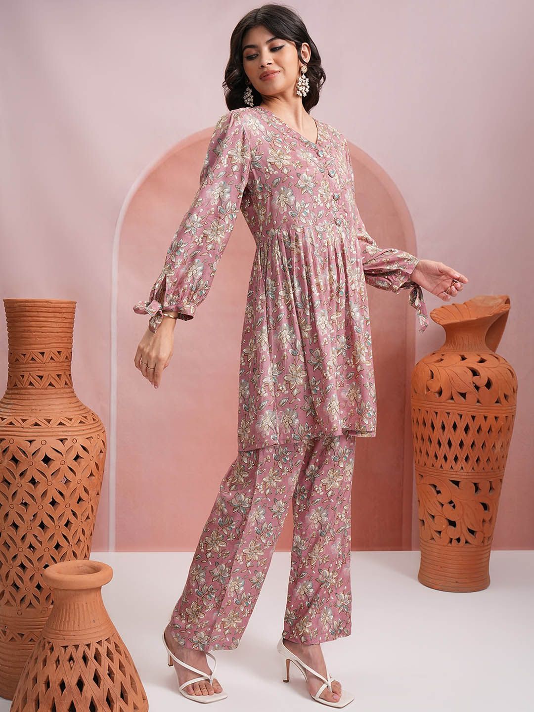 Vishudh Floral Printed Regular Kurta With Palazzos