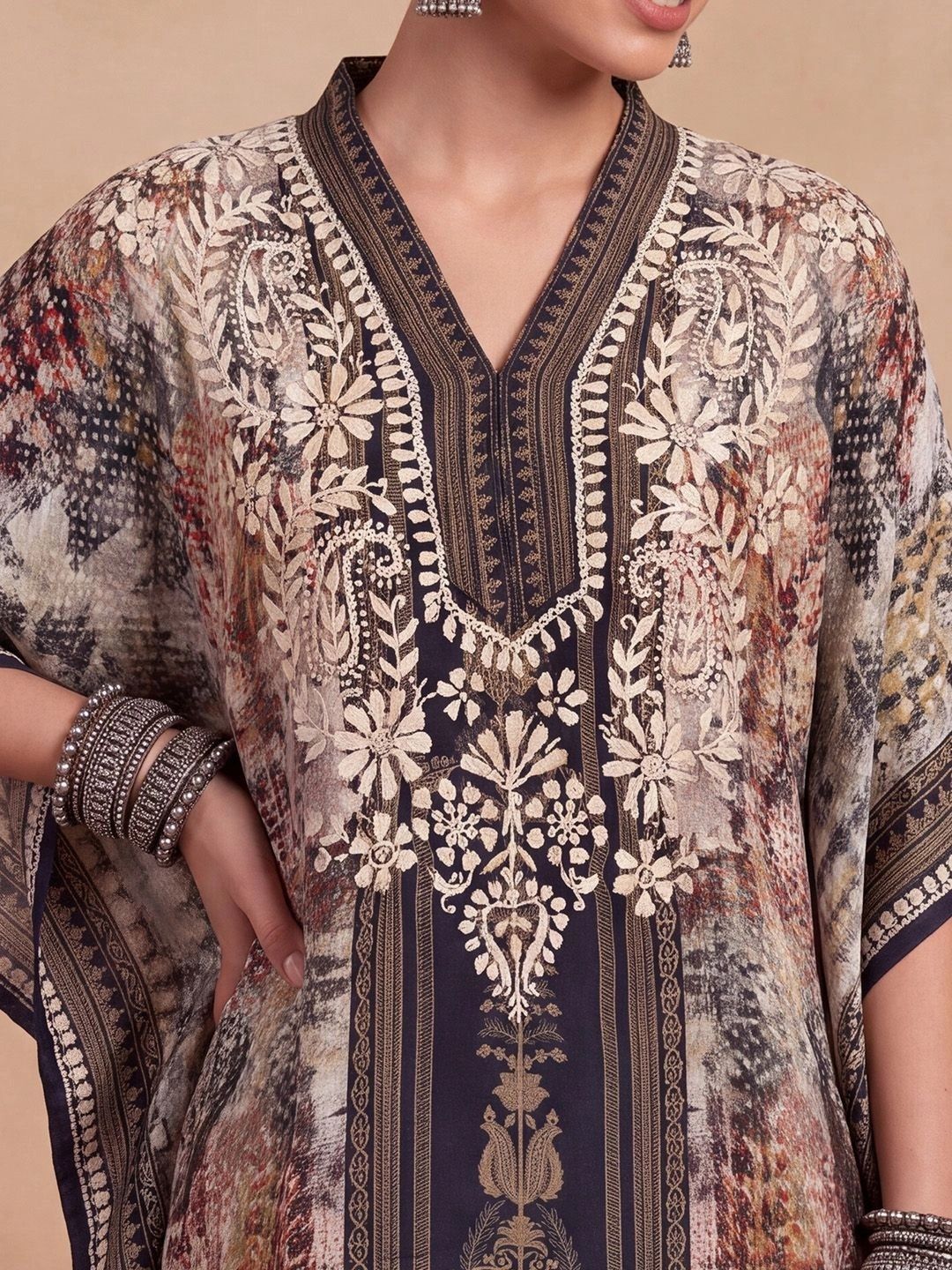 House of Chikankari Women Chikankari Crepe Kurta