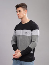 ADRO Men Colourblocked Round Neck T-shirt