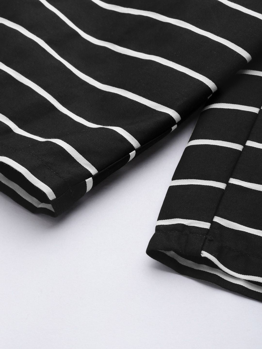 The Indian Garage Co Men Black & White Striped Pure Cotton Boxers 1120-BXR10-03