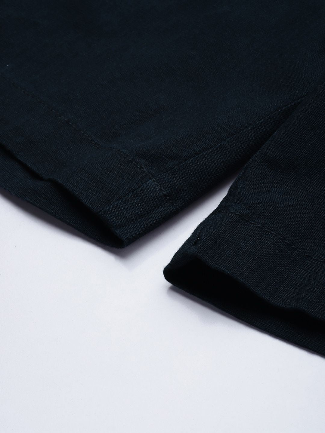 The Indian Garage Co Men Linen Cotton Slim Fit Cargo Shorts