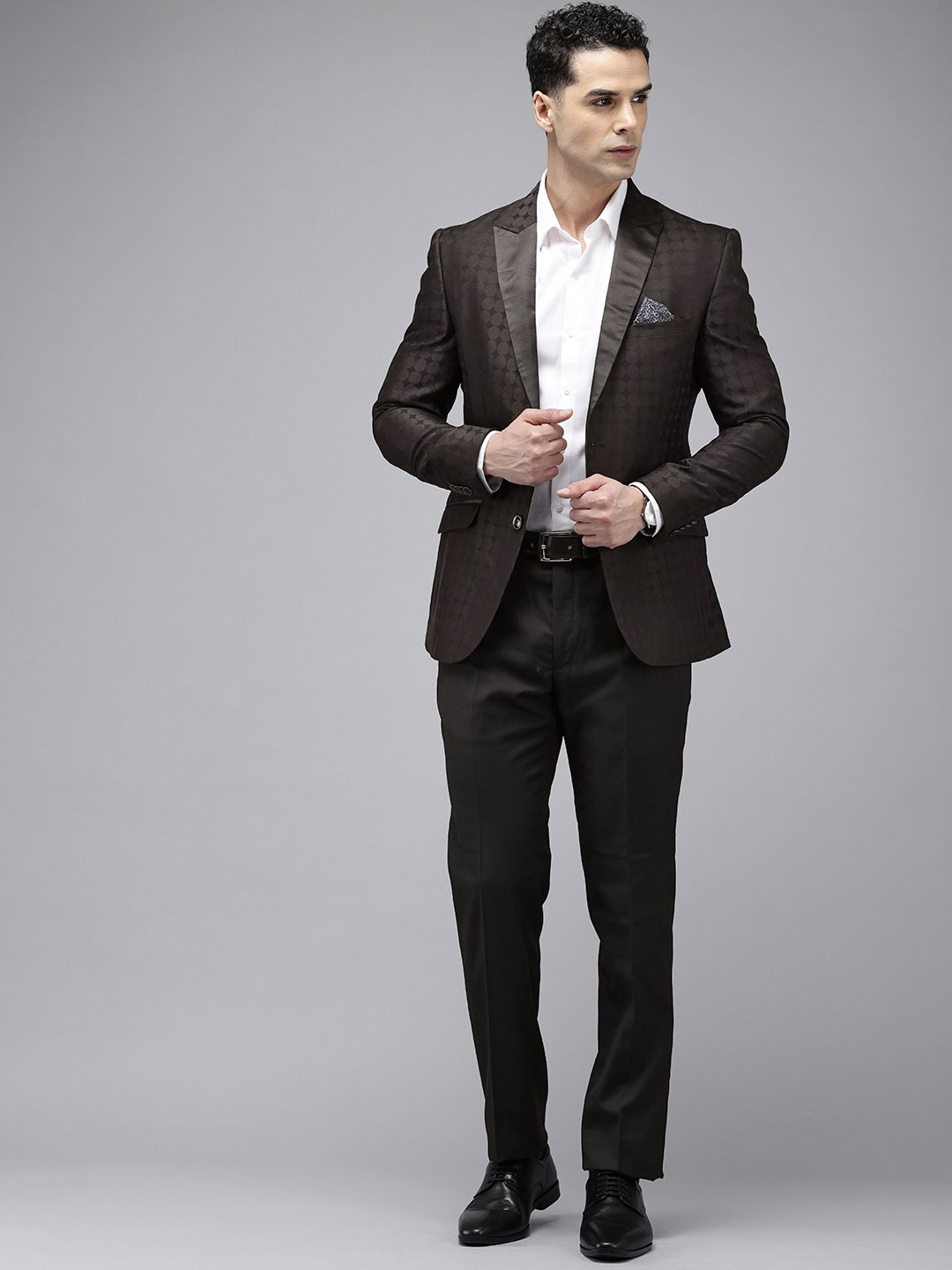 Park Avenue Self Design Single Breasted Super Slim Fit 2-Peice Party Suit