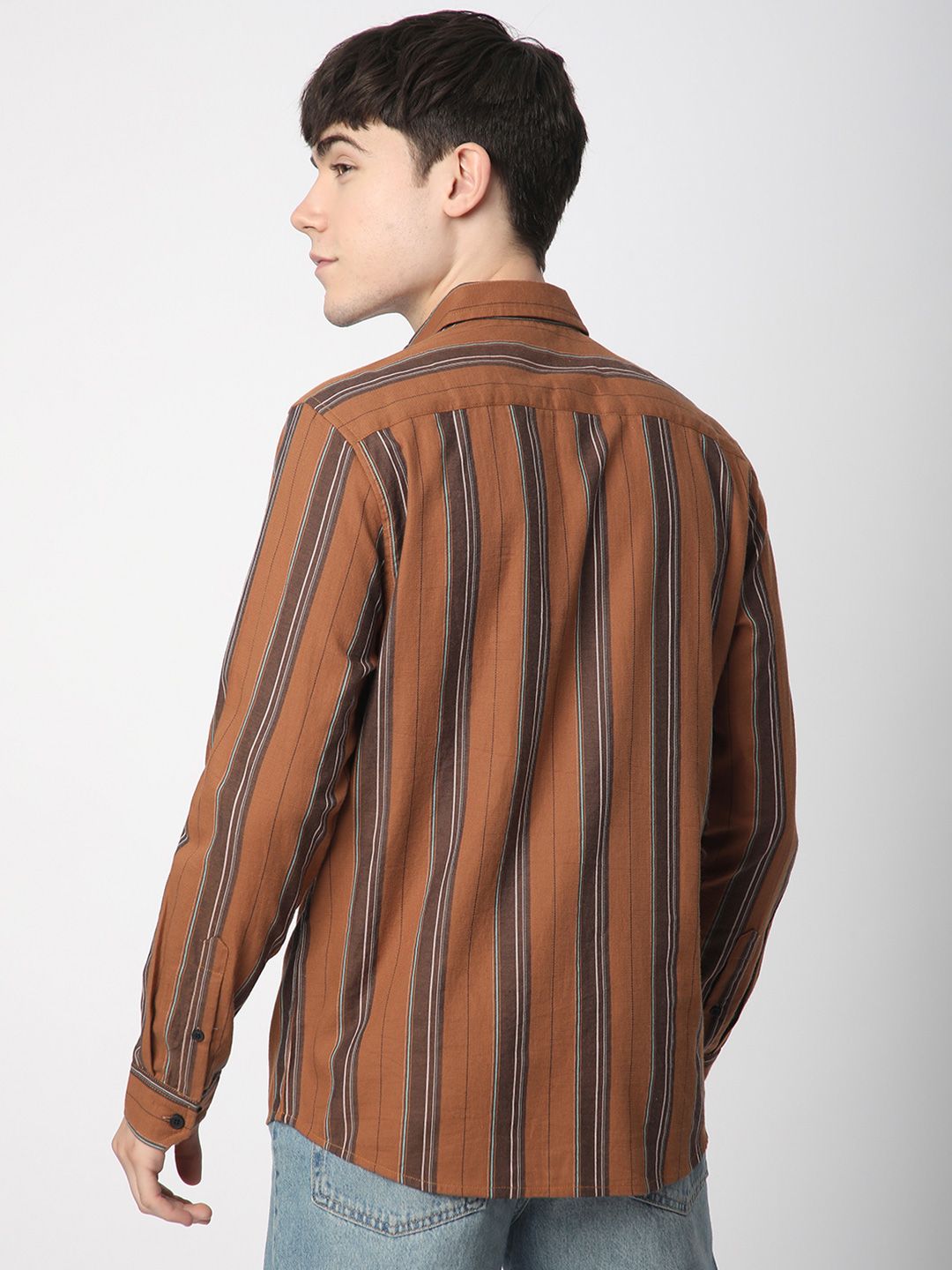 VASTRADO Men Classic Fit Spread Collar Vertical Striped Cotton Casual Shirt