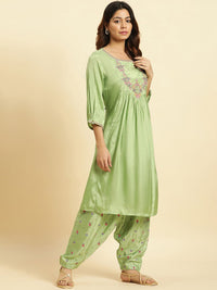 W Square Neck Thread Work Detailed A-Line Kurta & Salwar With Dupatta