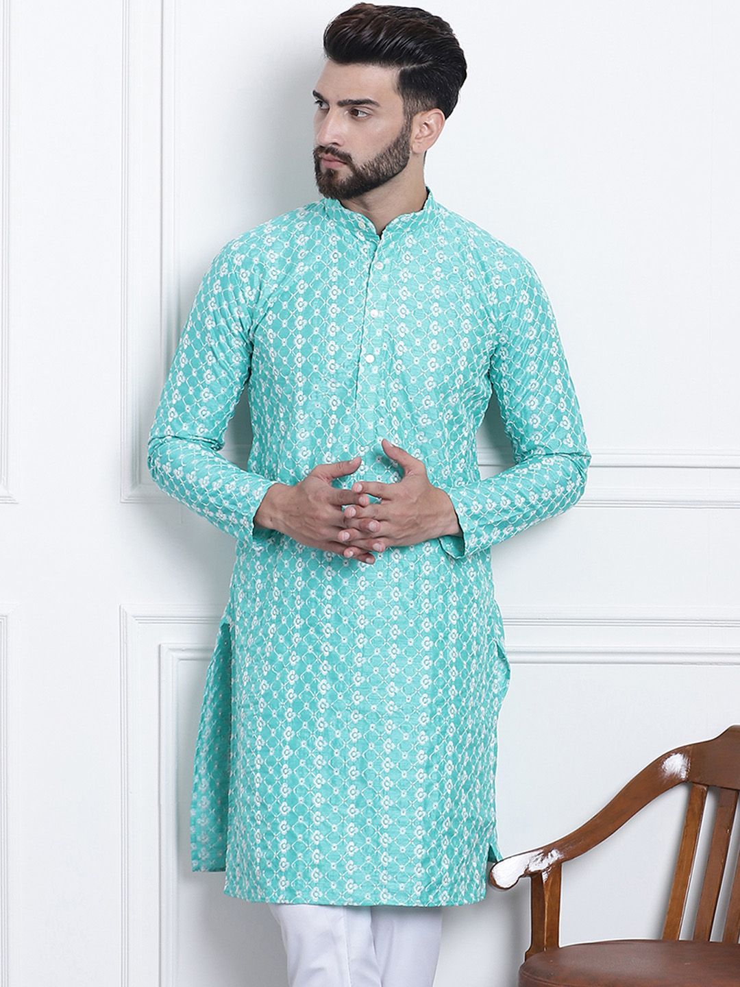 SOJANYA Men Sea Green & White Ethnic Motifs Embroidered Kurta