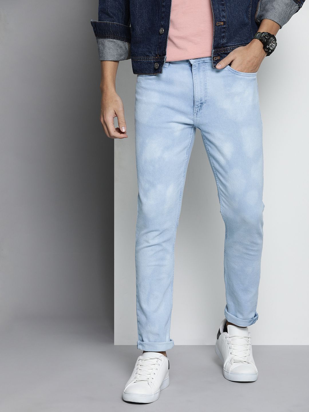 The Indian Garage Co Men Slim Fit Light Fade Stretchable Jeans
