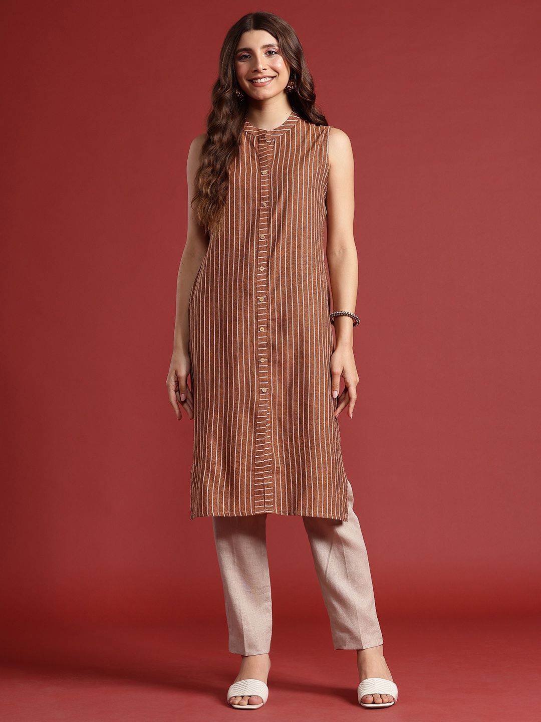 Anouk Striped Sleeveless Kurta