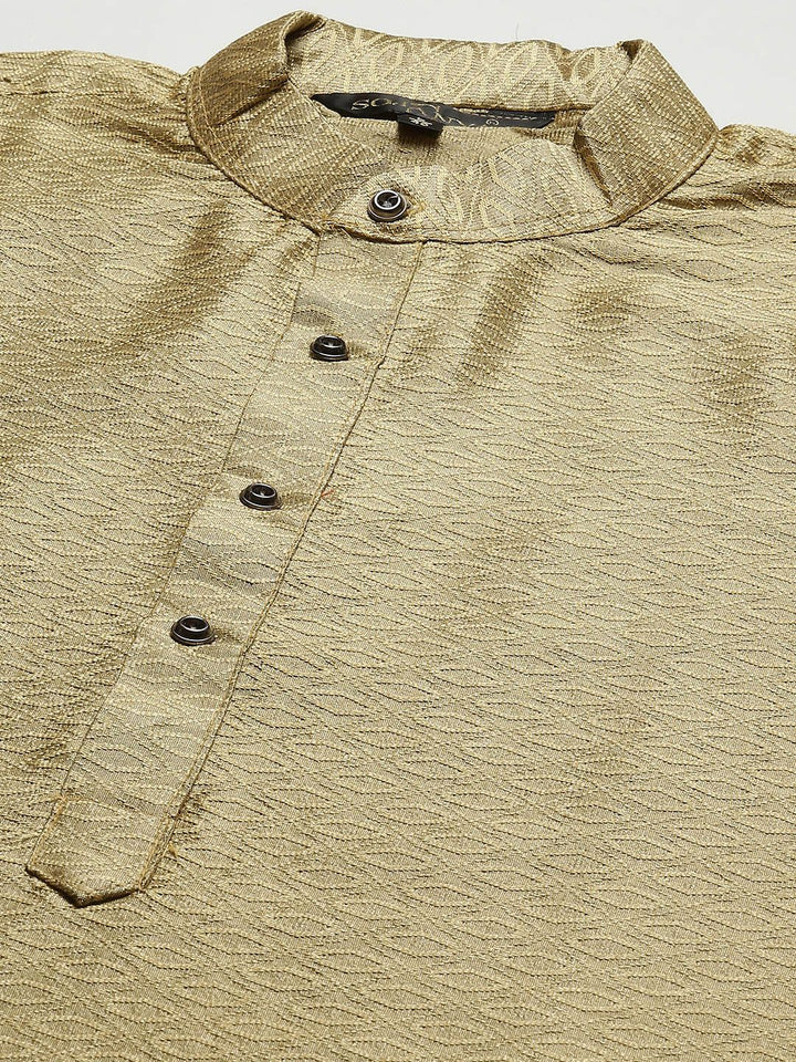 SOJANYA Men Golden Woven Design Kurta