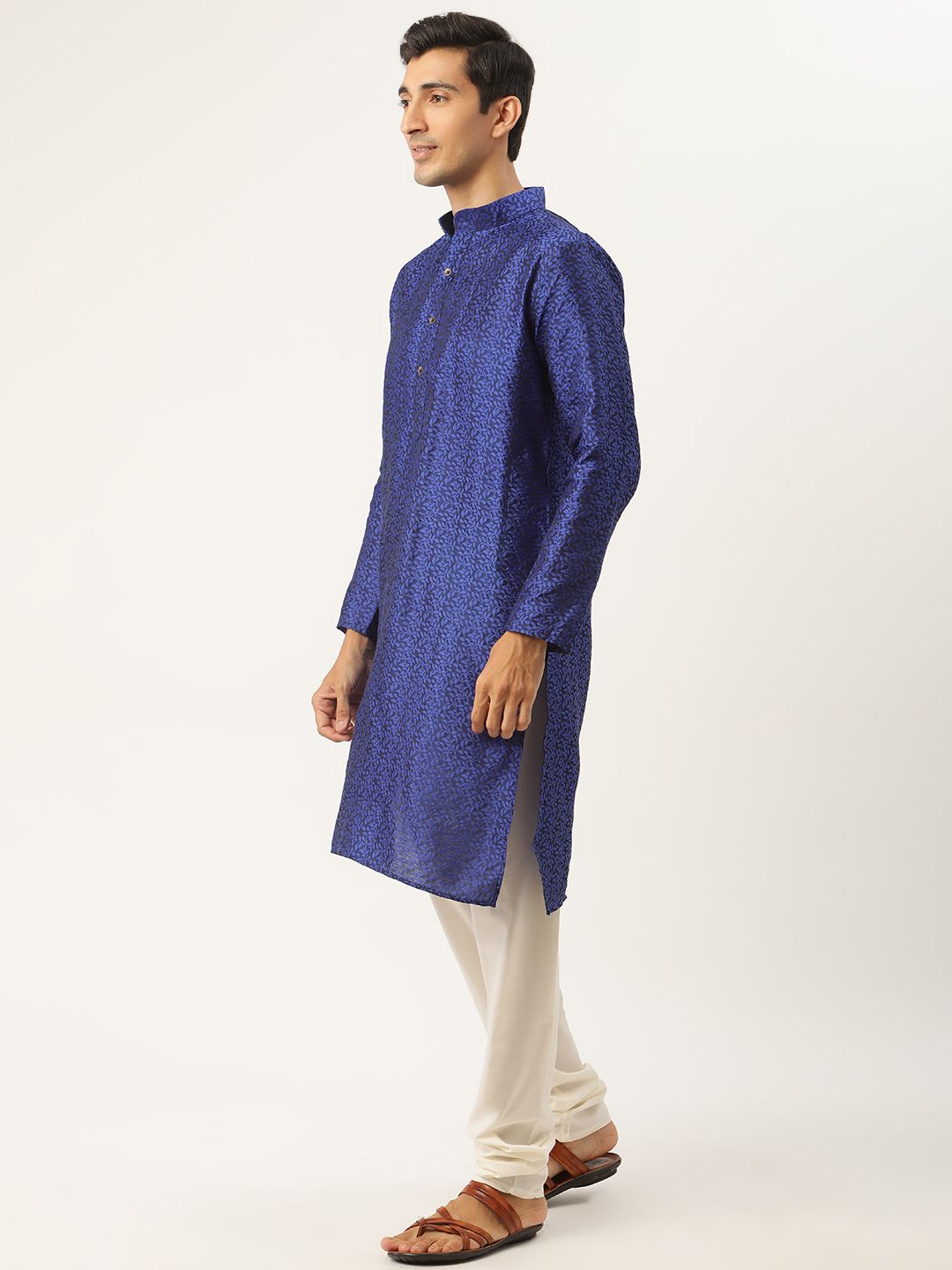 SOJANYA Men Blue & Off-White Jacquard Woven Design Kurta with Churidar & Nehru Jacket
