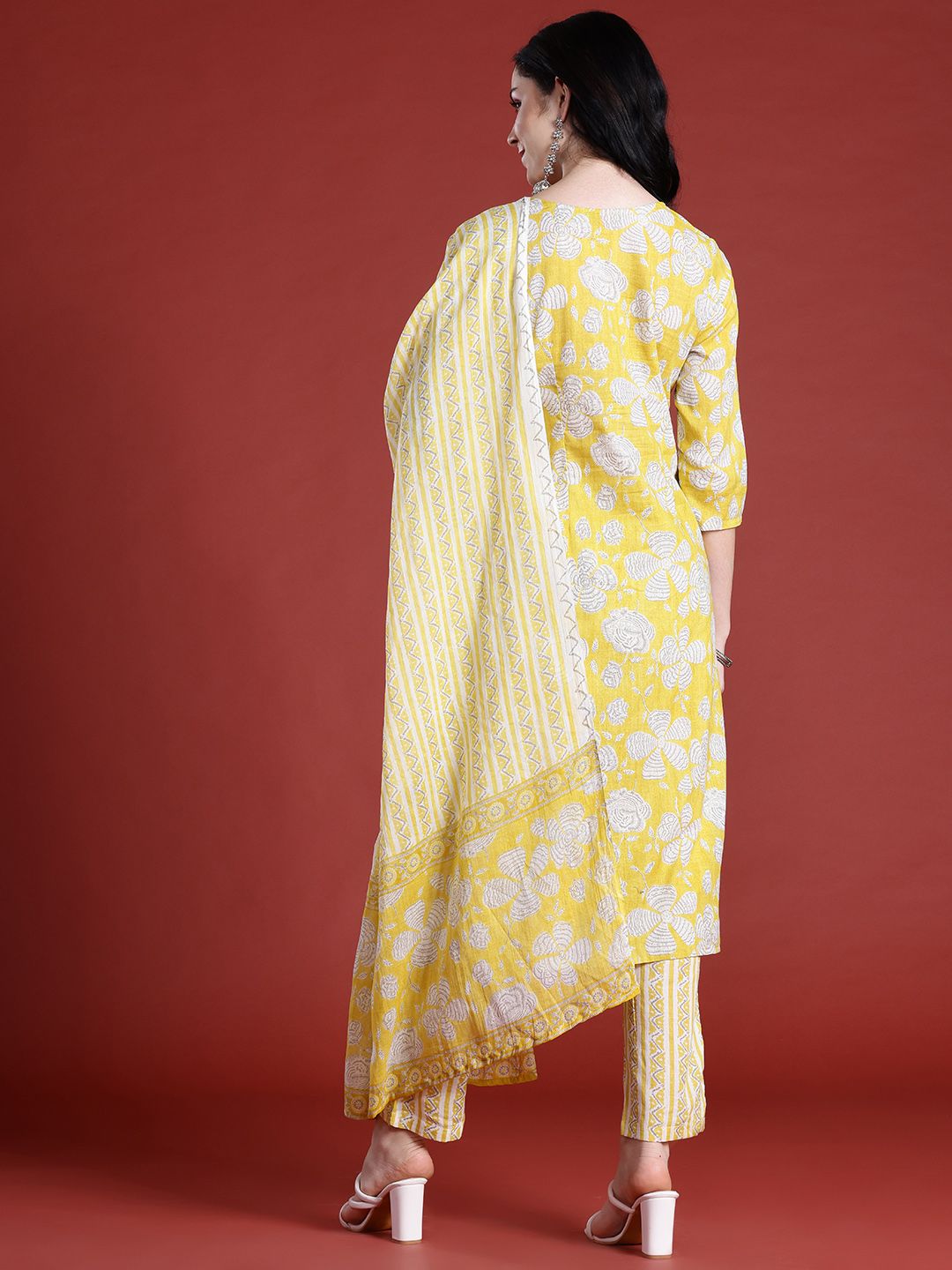 Anouk Floral Printed Pure Cotton Kurta with Trousers & With Dupatta