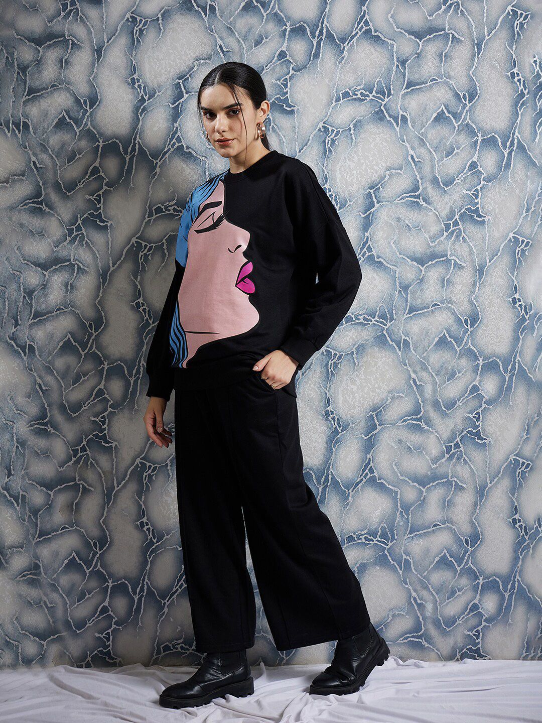 Athena Black Graphic Printed Drop Shoulder Sleeves Fleece Pullover