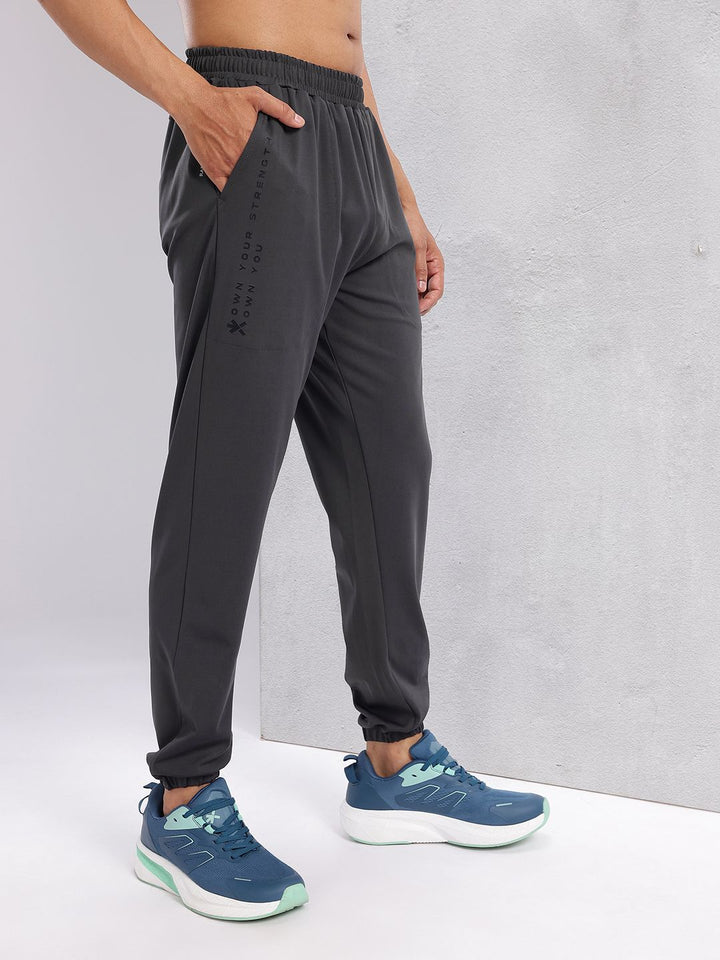HRX by Hrithik Roshan Men Typography Printed Mid-rise Rapid-Dry Training Joggers