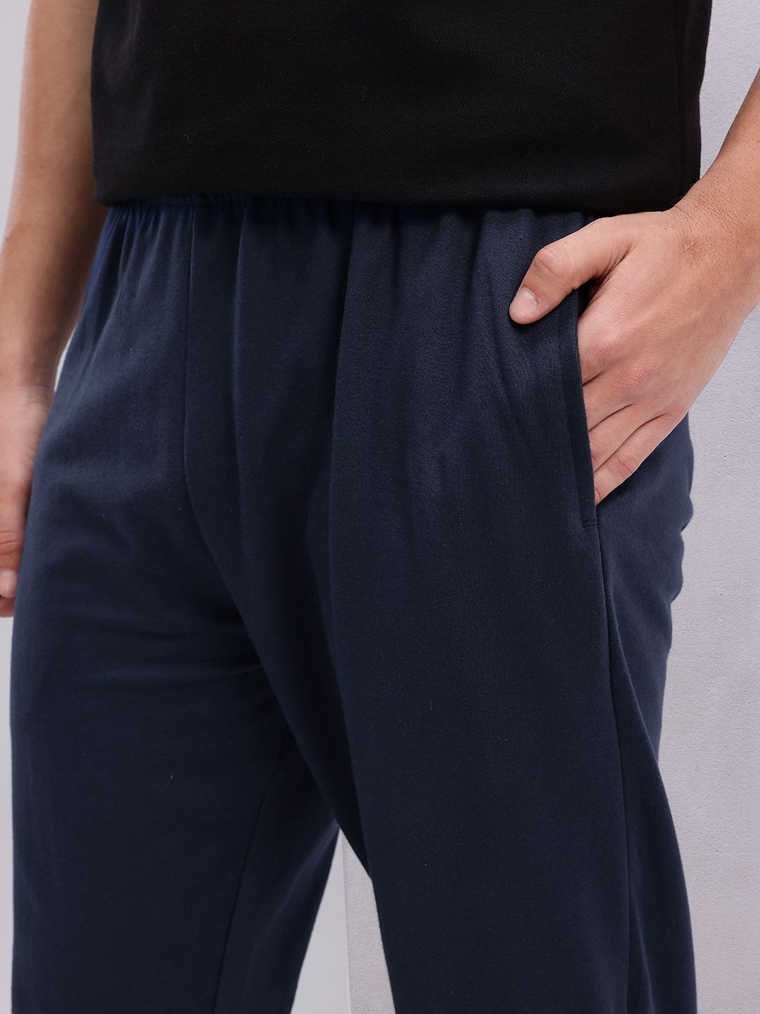 HRX by Hrithik Roshan Men Colourblocked Lifestyle Joggers
