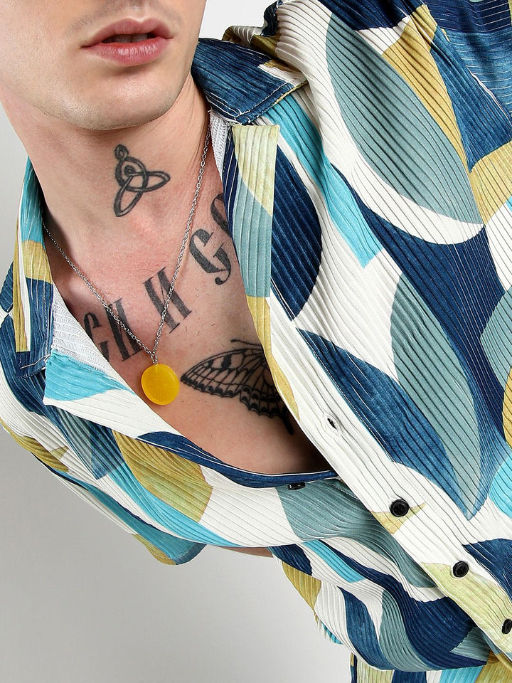 Campus Sutra Men Comfort Cuban Collar Abstract Curves Oversized Casual Shirt
