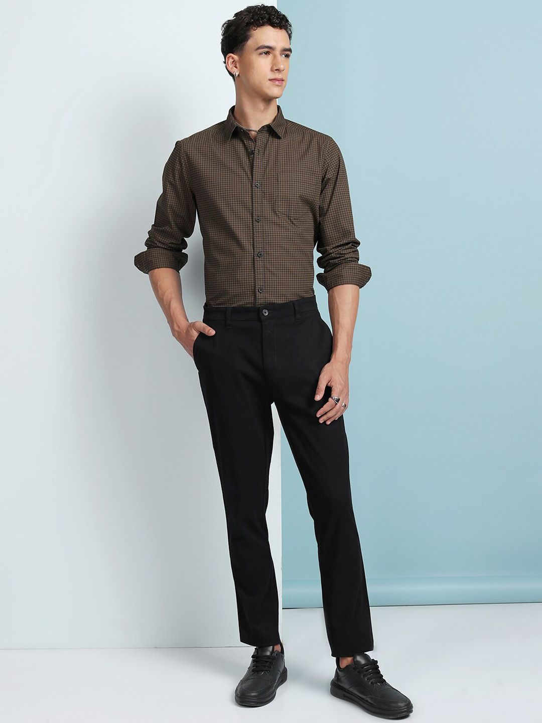 HIGHLANDER Men Soft Feel Twill Chino Trousers