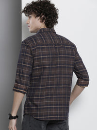 The Indian Garage Co Men Checked Casual Shirt