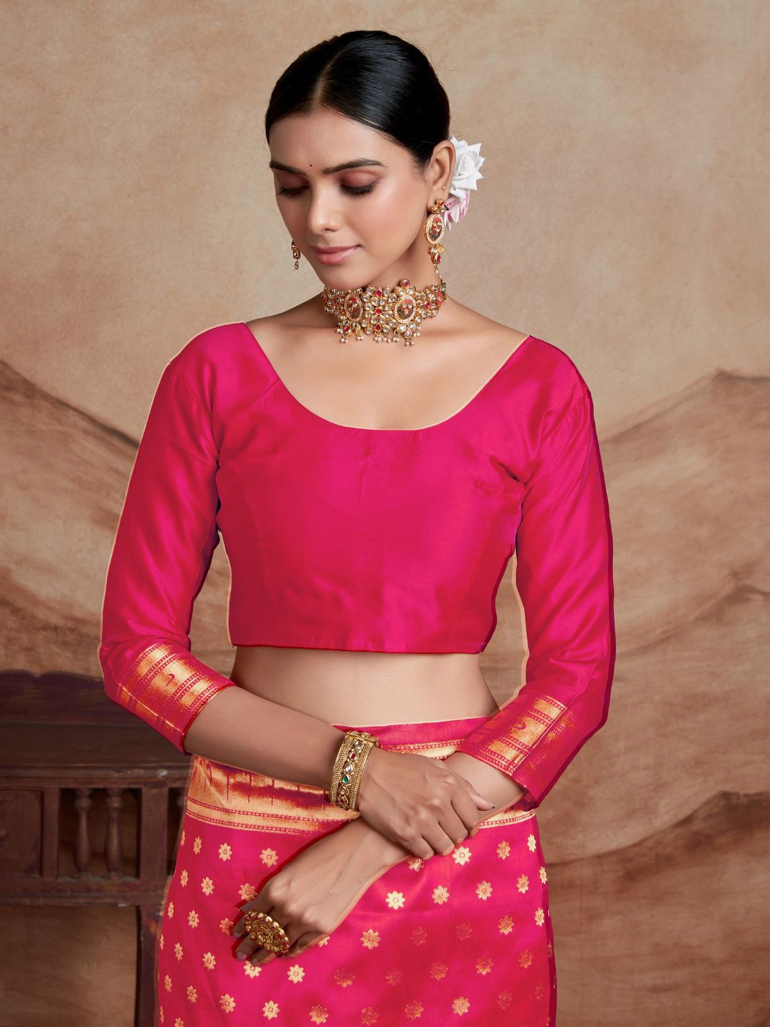 KALINI Ethnic Motifs Silk Blend Woven Paithani Saree with Blouse Piece