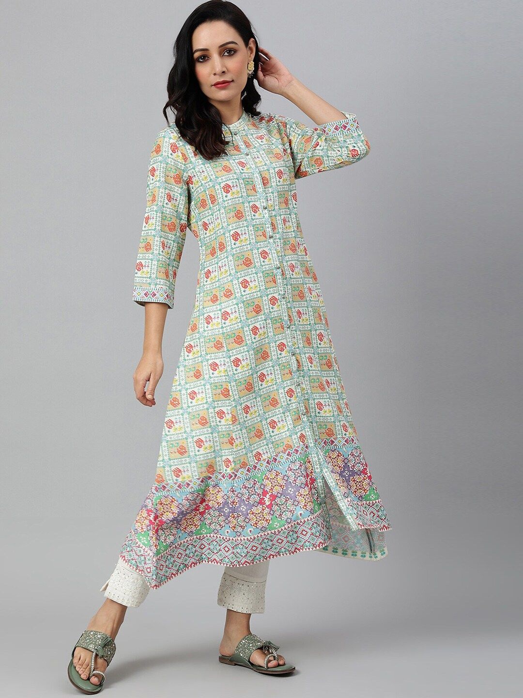 W Women Sea Green & White Ethnic Motifs Printed Kurta