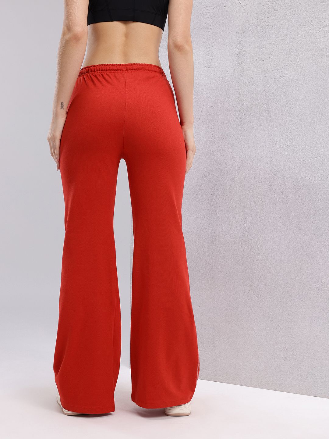 HRX by Hrithik Roshan Women Contrast Stitch Lifestyle Track Pants