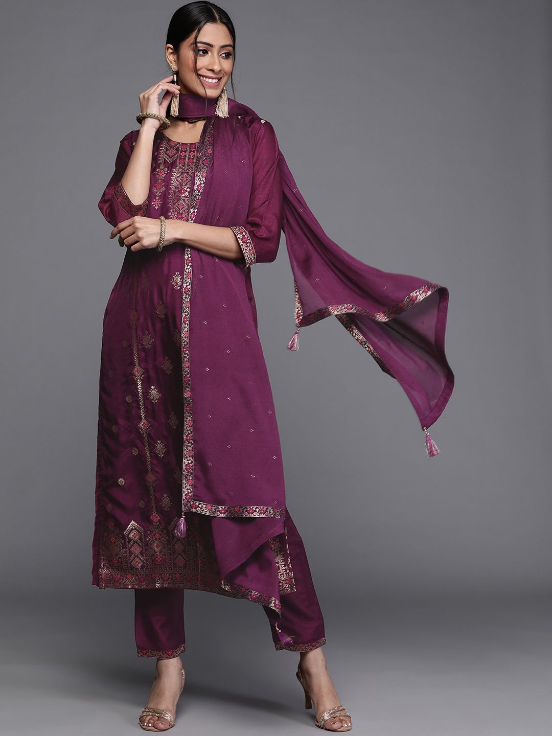 Libas Women Aubergine & Gold Ethnic Motifs Zari Straight Kurta with Trousers Dupatta
