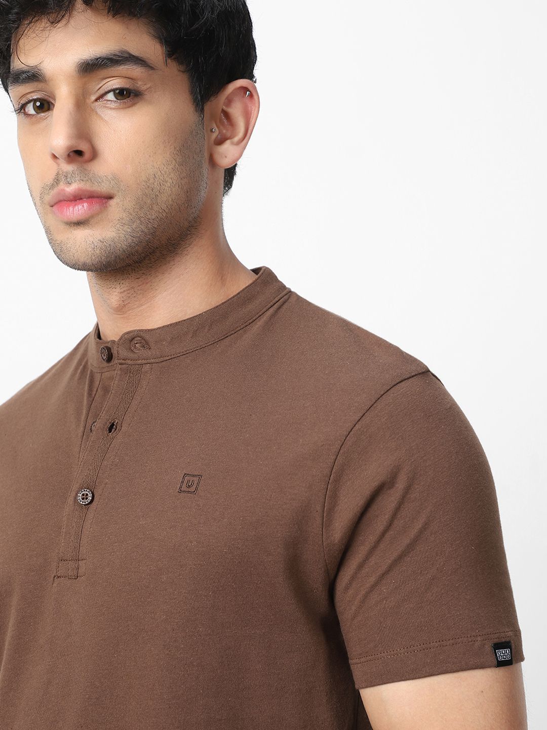 Urbano Fashion Men's Cocoa Brown Solid Mandarin Collar Slim Fit Half Sleeve Cotton T-Shirt