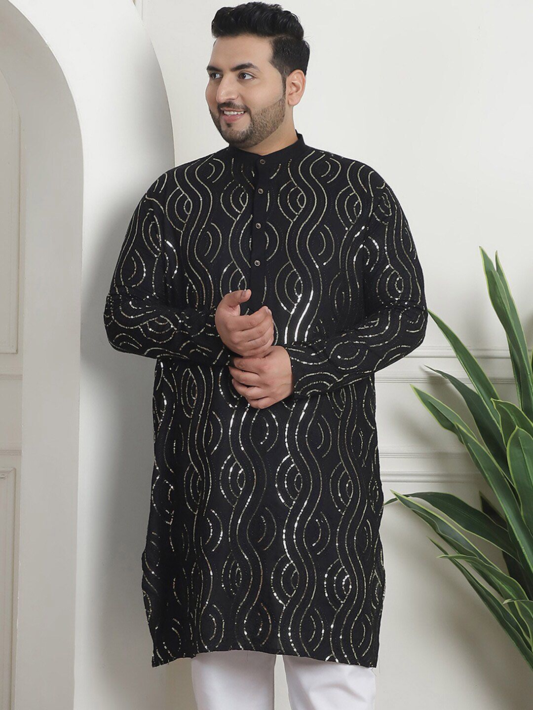 SOJANYA PLUS Geometric Embroidered Sequinned Mandarin Collar Cotton Straight Kurta