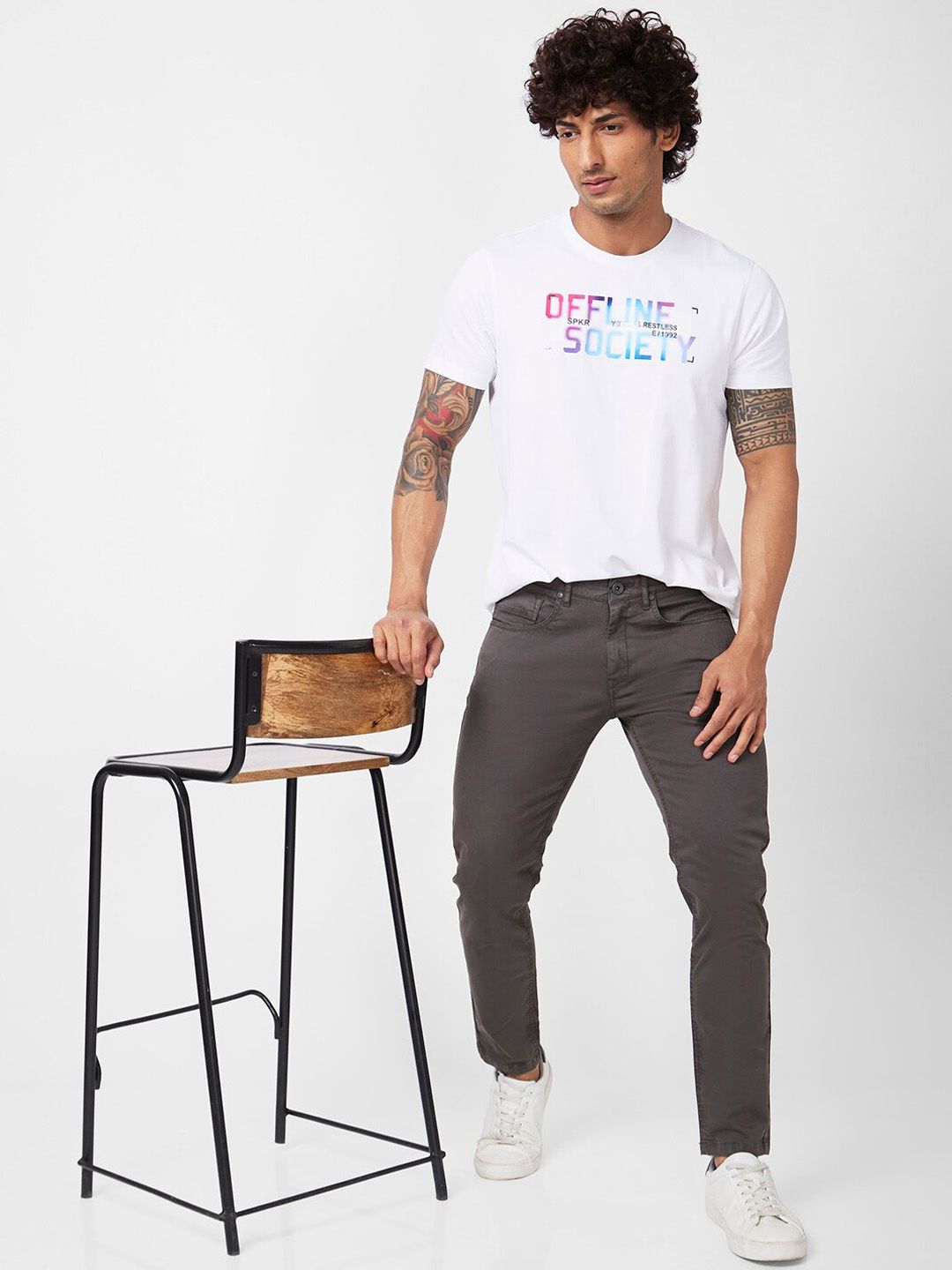 SPYKAR Men Slim Fit Mid Rise Cotton Trousers