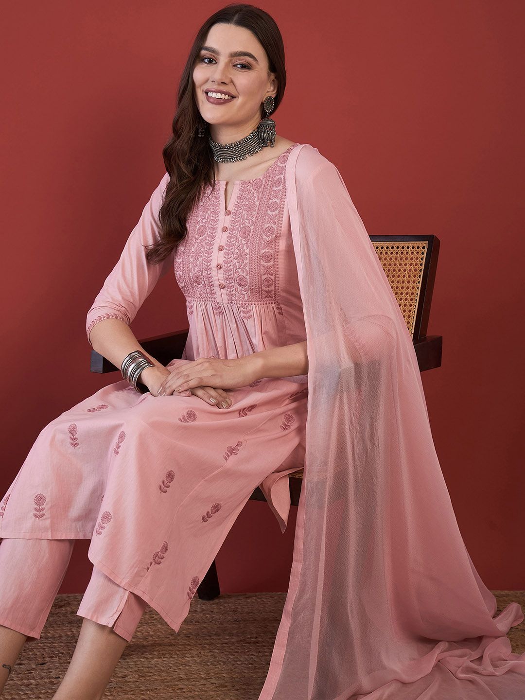 Anouk Floral Bulatan Benang Kerja Kurta Kapas Murni Dengan Seluar & Dupatta