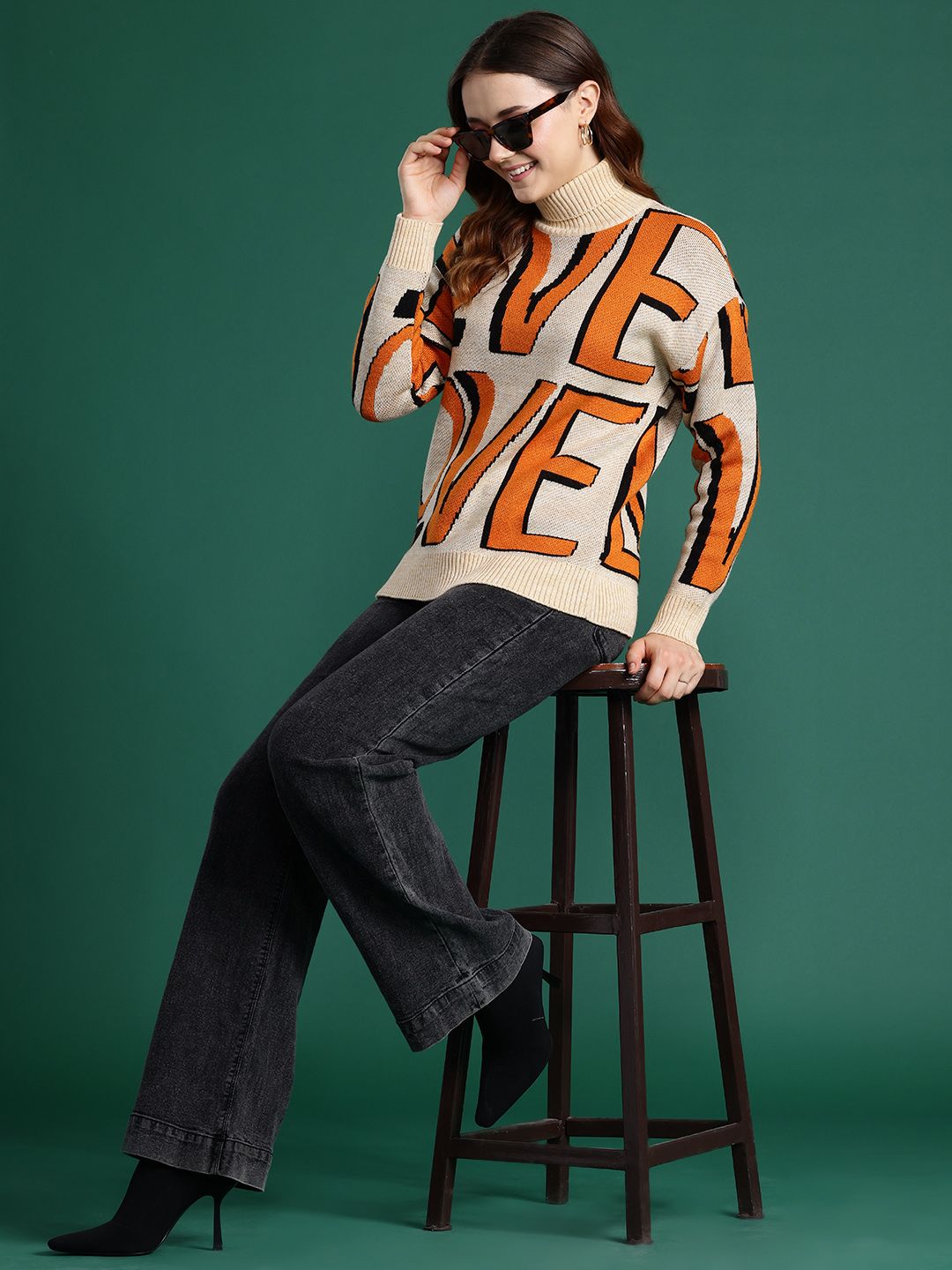 DressBerry Typography Turtleneck Pullover