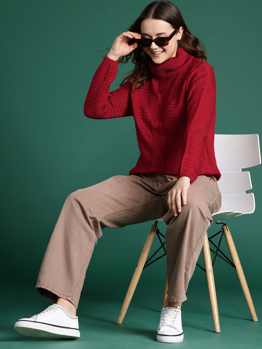 DressBerry Acrylic Cable Knit Pullover