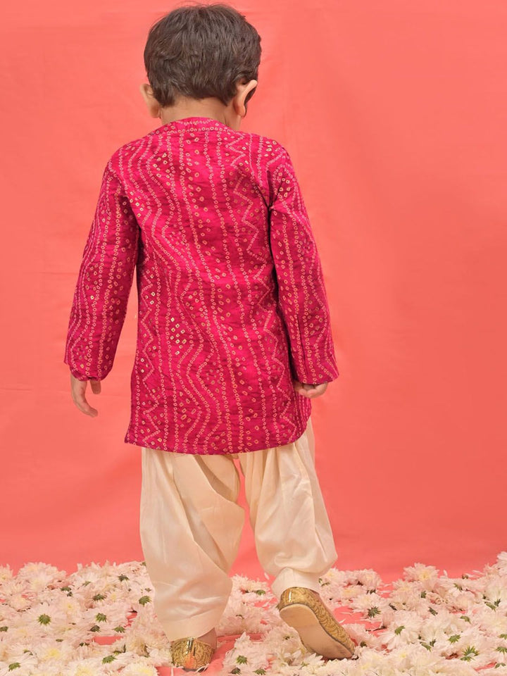 VASTRAMAY Boys Bandhani Printed Regular Kurta with Patiala