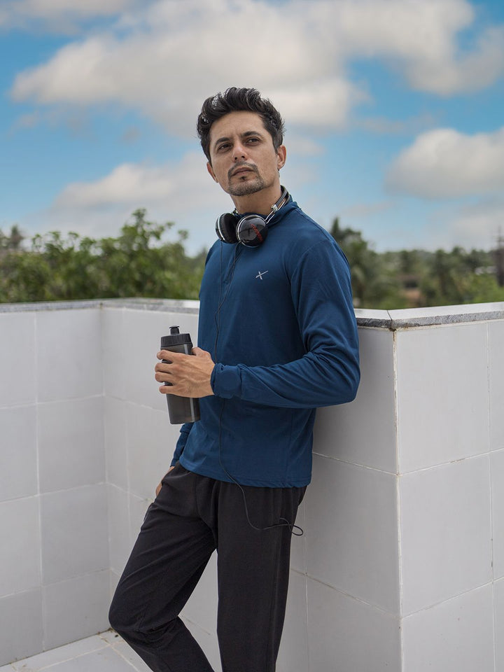 HRX by Hrithik Roshan Men Navy Blue Solid T-shirt