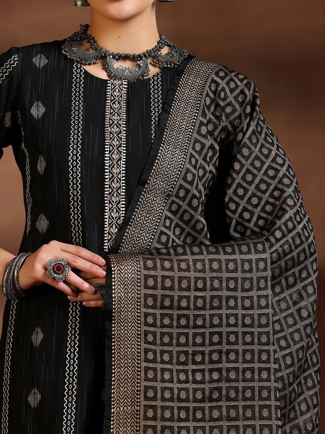 Libas Women Ethnic Motifs Regular Thread Work Kurta with Trousers & With Dupatta